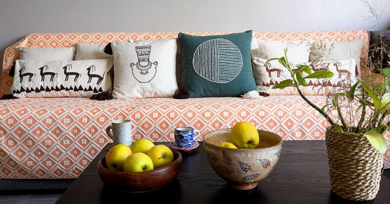 12 Must-Have Egyptian Souvenirs (A Local’s Guide)